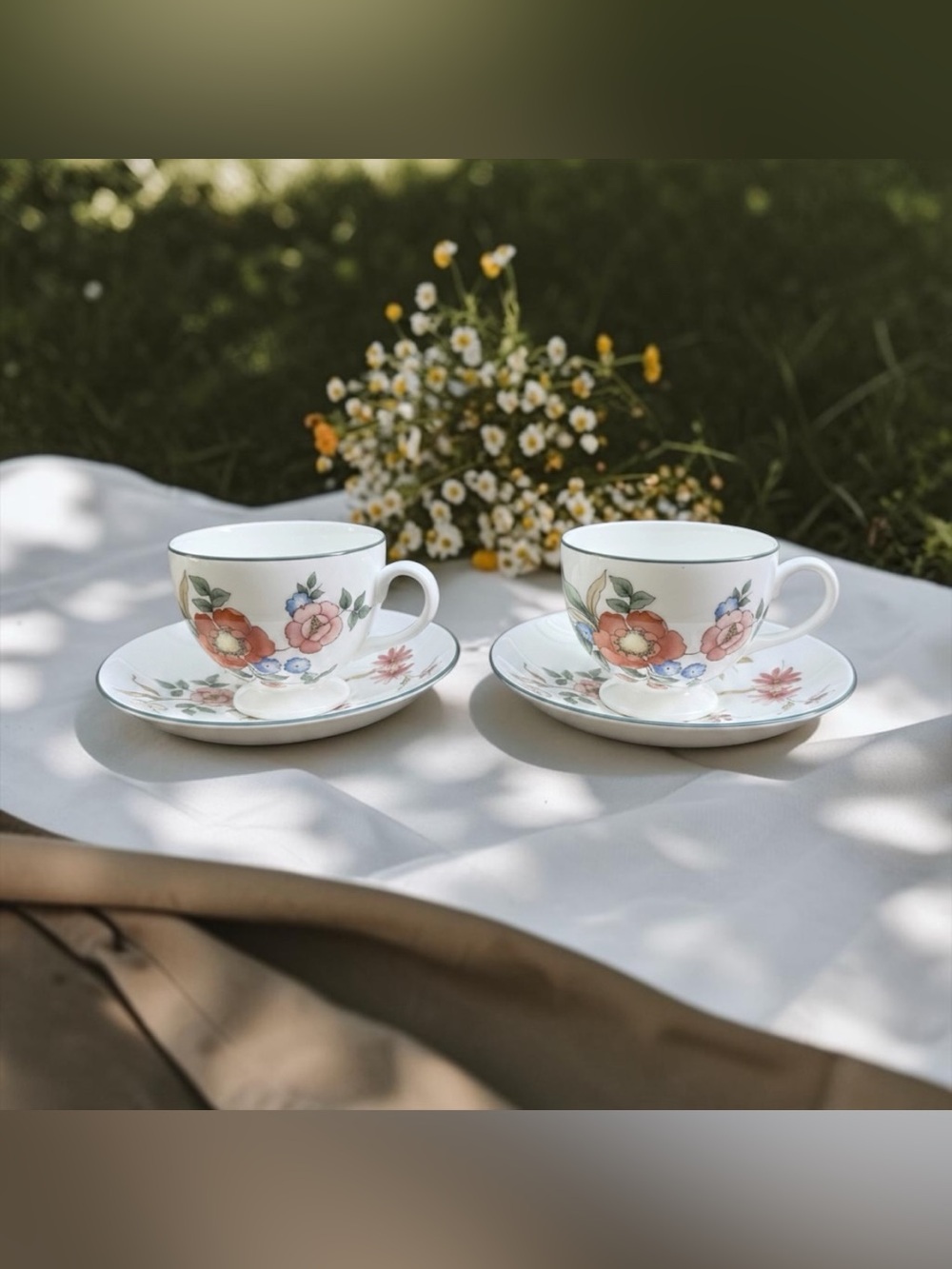 2 X Wedgewood Philippa Floral Porcelain Bone China Teacup and Saucer Set